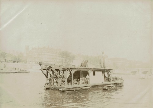 Paris circa 1890 barge - -,
